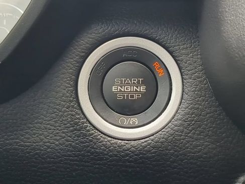 Used 2021 RAM 1500 Big Horn RWD image 33