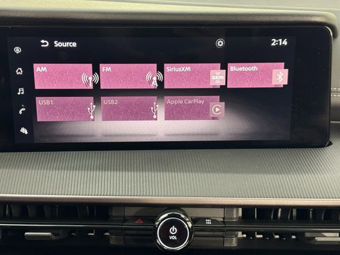 Used 2025 Nissan Murano SV image 23