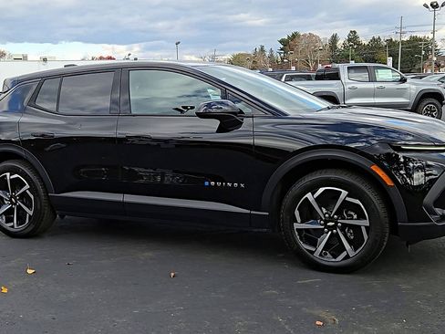 New 2026 Chevrolet Equinox EV LT image 6