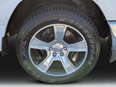 Used 2019 RAM 1500 Big Horn image 8