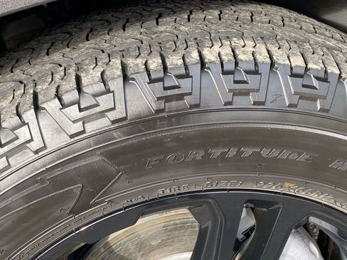 Used 2022 GMC Terrain AT4 w/ Infotainment Package II image 47