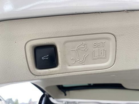 Used 2018 Lincoln Navigator L Reserve w/ Technology Package image 41