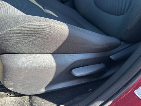 Used 2019 Toyota RAV4 LE w/ All Weather Liner Package AWD/4WD image 16