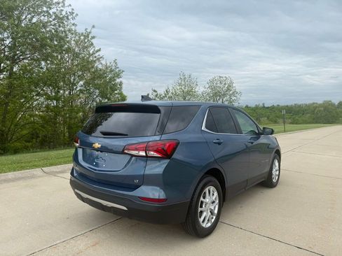 Used 2024 Chevrolet Equinox LT FWD image 3