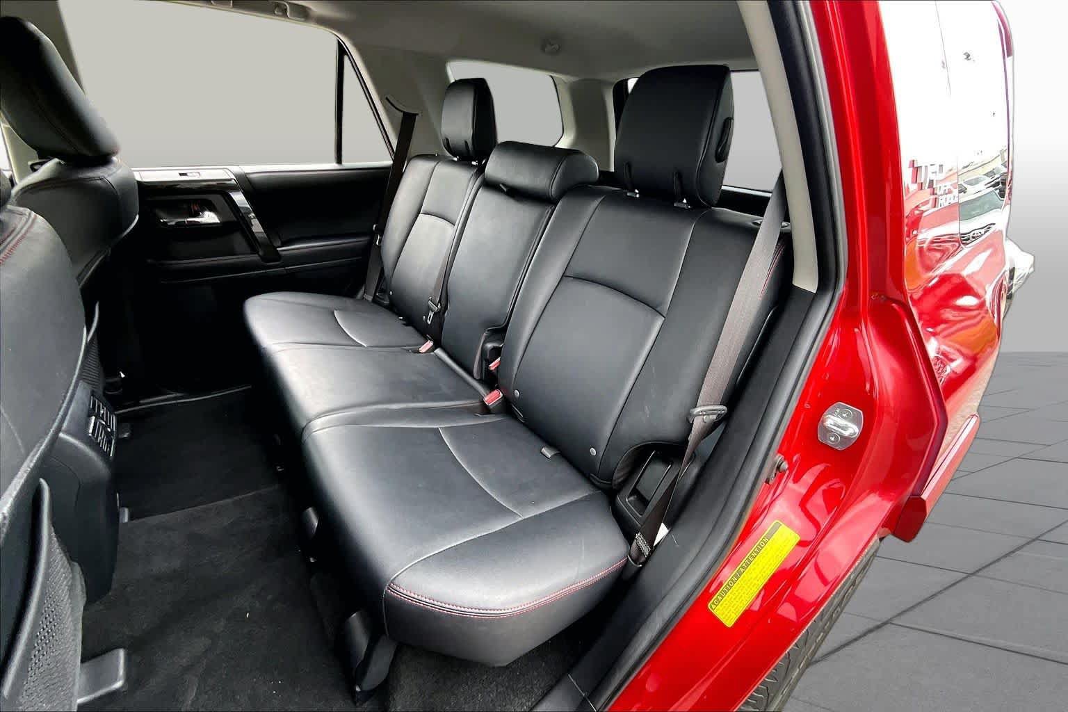 Used 2023 Toyota 4Runner TRD Off-Road Premium w/ Moonroof Package AWD/4WD image 20