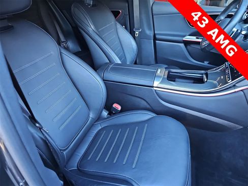 Used 2024 Mercedes-Benz GLC 43 AMG 4MATIC image 18