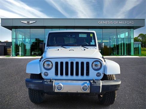 Used 2017 Jeep Wrangler Unlimited Sahara w/ Dual Top Group image 2