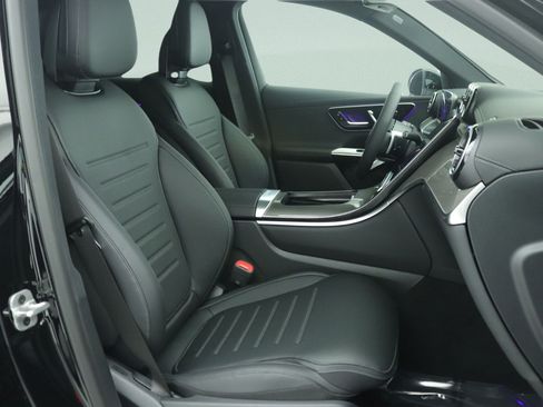 New 2026 Mercedes-Benz GLC 300 image 7