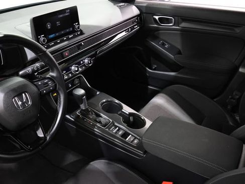 Used 2025 Honda Civic Sport image 22