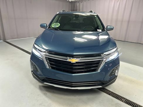 Used 2024 Chevrolet Equinox LT image 2