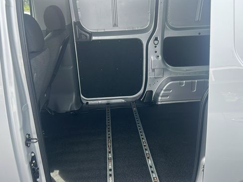 Used 2020 Nissan NV200 SV FWD image 13