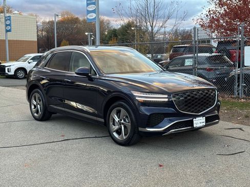 Used 2026 Genesis GV70 2.5T AWD/4WD image 3