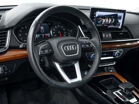 Certified 2023 Audi Q5 2.0T Premium w/ Convenience Package AWD/4WD image 10