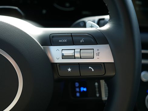 Certified 2025 Hyundai Tucson SEL image 30