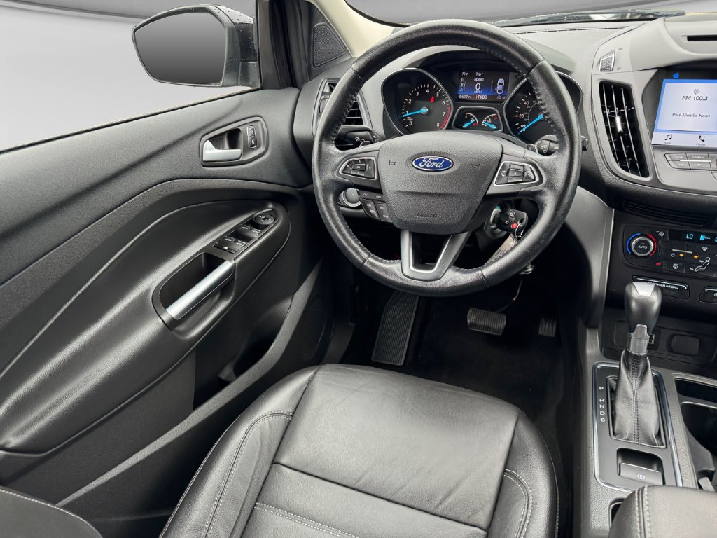 Used 2017 Ford Escape SE w/ SE Leather Comfort Package AWD/4WD image 19