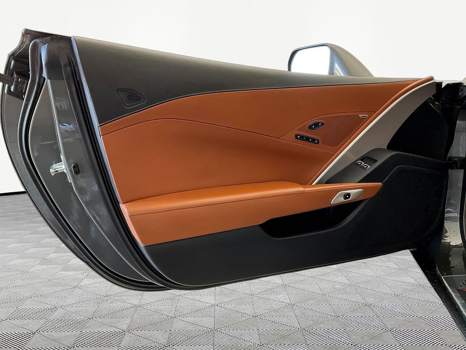 Used 2015 Chevrolet Corvette Stingray Convertible w/ 3LT Preferred Equipment Group RWD image 19