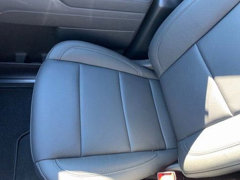 New 2026 GMC Sierra 2500 SLT w/ SLT Premium Package image 22