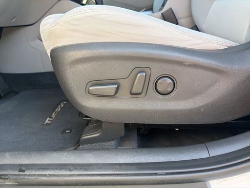 Used 2017 Hyundai Tucson SE image 22