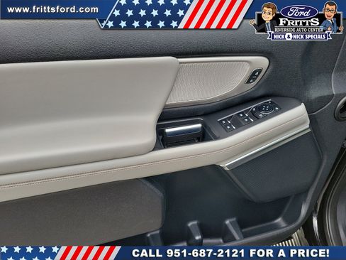 Certified 2025 Ford Expedition Active AWD/4WD image 14