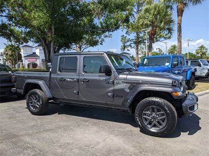 New 2025 Jeep Gladiator Sport