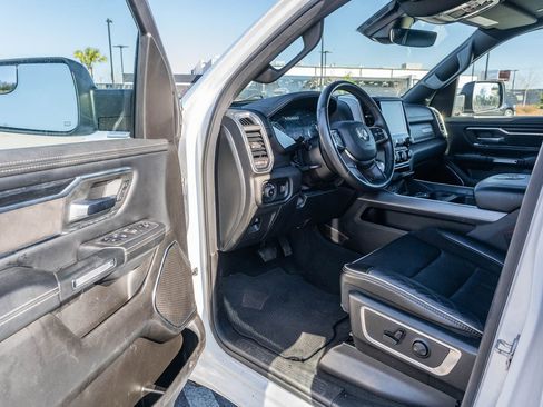 Used 2024 RAM 1500 Laramie image 17
