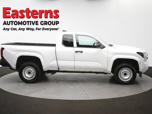 Used 2025 Toyota Tacoma SR RWD image 41
