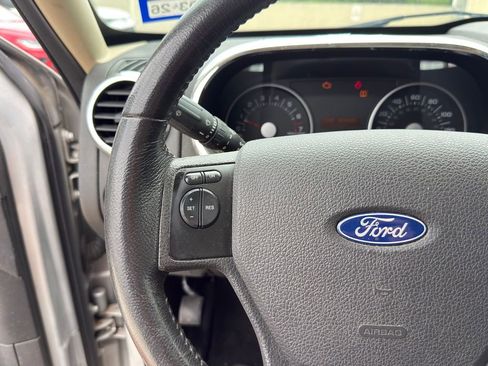 Used 2010 Ford Explorer XLT RWD image 19