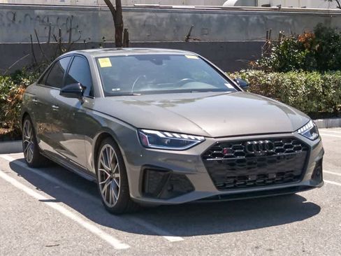 Used 2023 Audi S4 Premium Plus w/ Premium Plus Package AWD/4WD image 3