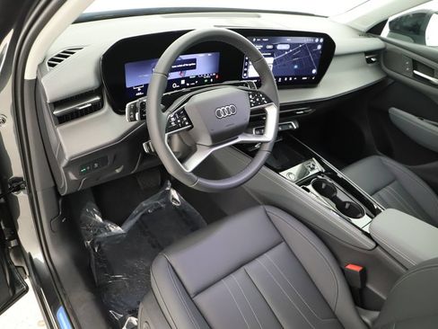 New 2026 Audi Q3 quattro 2.0T AWD/4WD image 15
