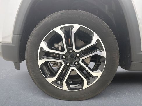 Used 2022 Jeep Compass Limited AWD/4WD image 23