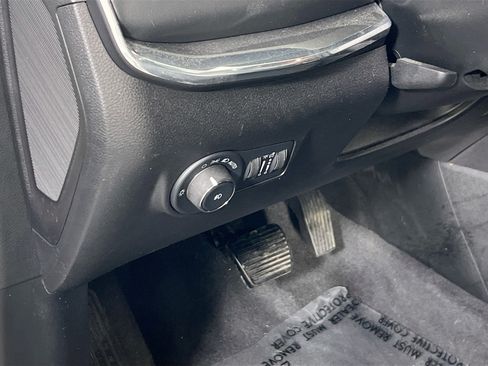 Used 2022 Jeep Compass High Altitude AWD/4WD image 10