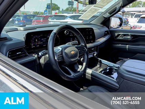 Used 2025 Chevrolet Tahoe LT AWD/4WD image 6