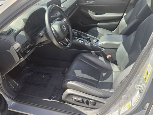 Used 2024 Honda Accord EX-L image 10