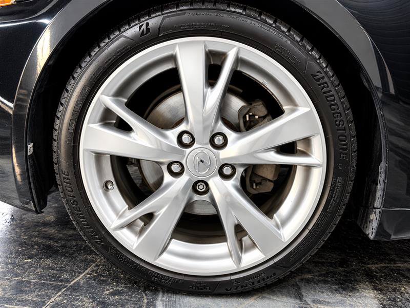 Used 2009 Lexus IS 250 w/ Preferred Accessory Pkg RWD image 18