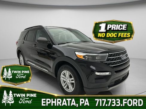 Used 2021 Ford Explorer XLT w/ Equipment Group 202A AWD/4WD image 1