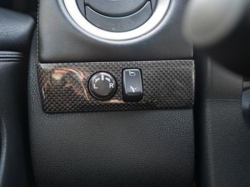 Used 2010 Nissan GT-R Premium image 24