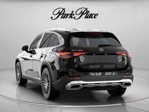Used 2026 Mercedes-Benz GLC 300 image 15