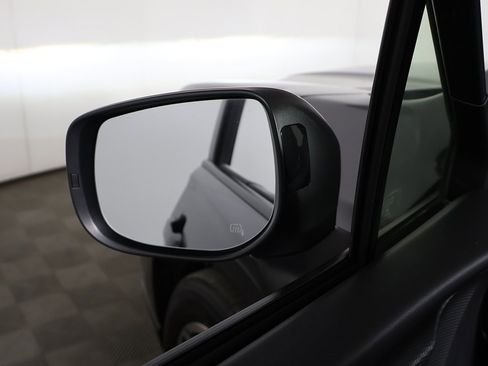 Used 2023 Subaru Forester Premium image 32