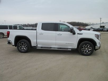 New 2026 GMC Sierra 1500 SLT w/ SLT Premium Plus Package