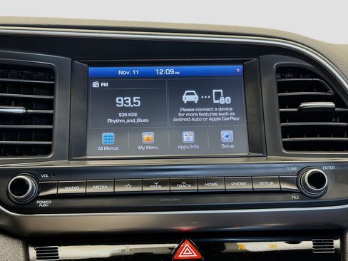 Used 2019 Hyundai Elantra Value Edition w/ Cargo Package image 9