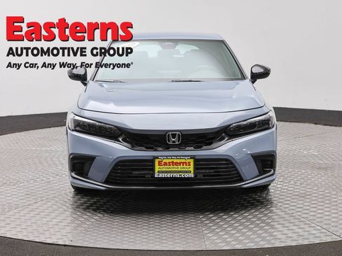 Used 2024 Honda Civic Sport image 2