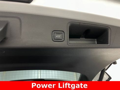 Certified 2022 GMC Terrain SLE w/ Driver Convenience Package image 43