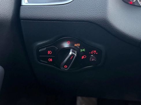 Used 2013 Audi Q5 3.0T Premium Plus w/ Audi MMI Navigation Plus Pkg image 20