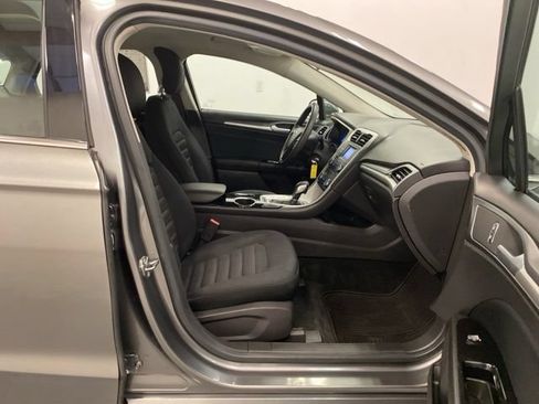 Used 2013 Ford Fusion SE FWD image 21