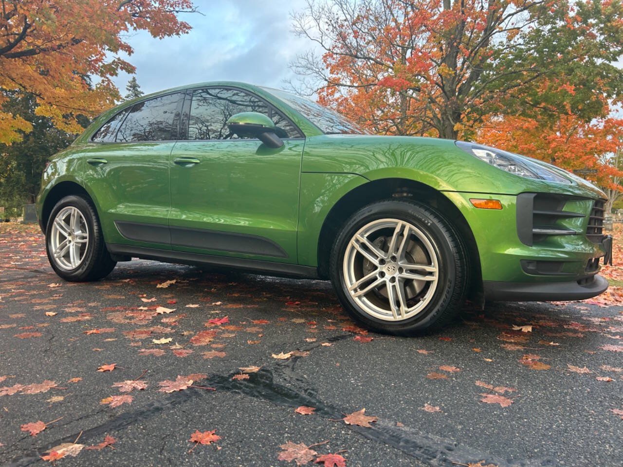 Used 2019 Porsche Macan AWD/4WD image 11