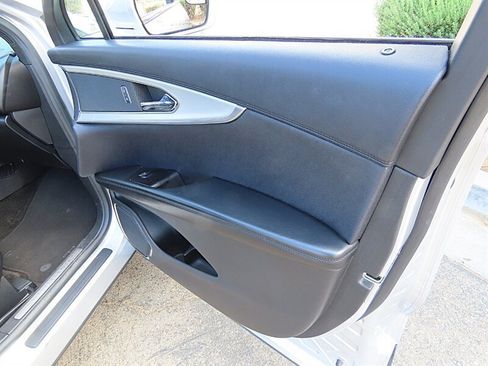 Used 2017 Lincoln MKX Premiere FWD image 29
