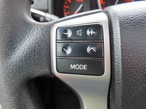 Used 2011 Toyota 4Runner 4WD image 20