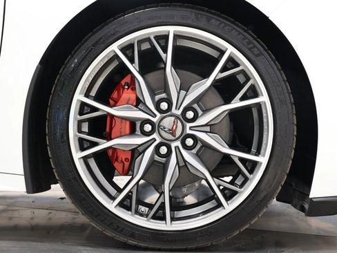 Used 2024 Chevrolet Corvette Stingray Preferred Cpe w/ 2LT image 90