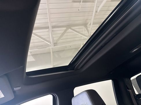 Used 2021 GMC Sierra 1500 Denali w/ Denali Ultimate Package image 16