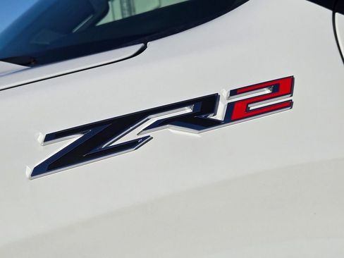 Used 2025 Chevrolet Silverado 1500 ZR2 w/ Technology Package image 35